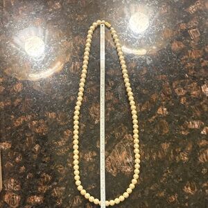 Elegant Pearl Necklace